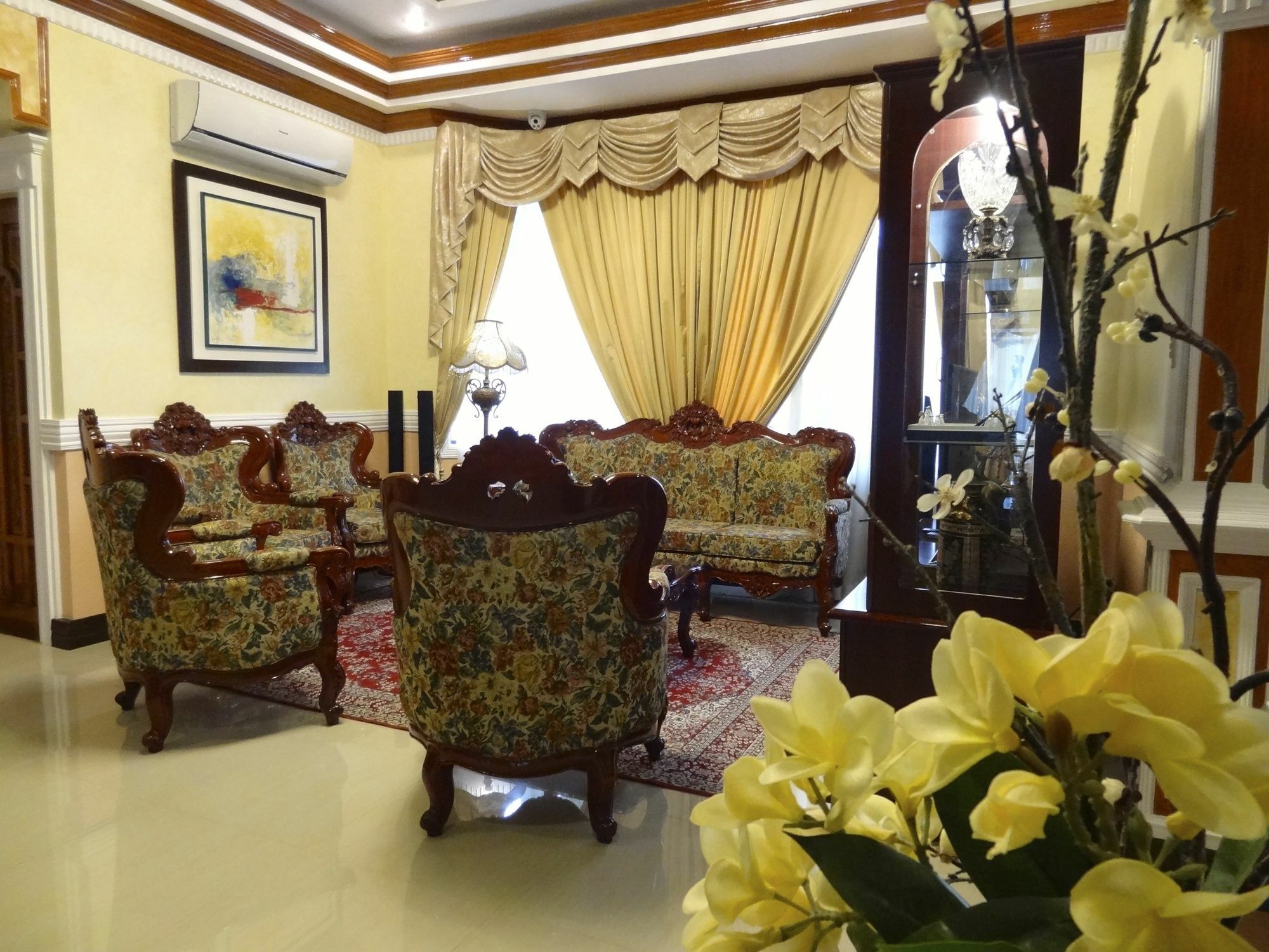 The Executive Villa Inn & Suites Davao Exterior foto